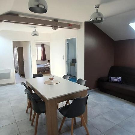 Appartement Meuble Classe 2 Etoiles Tout Confort Lagor Eksteriør billede